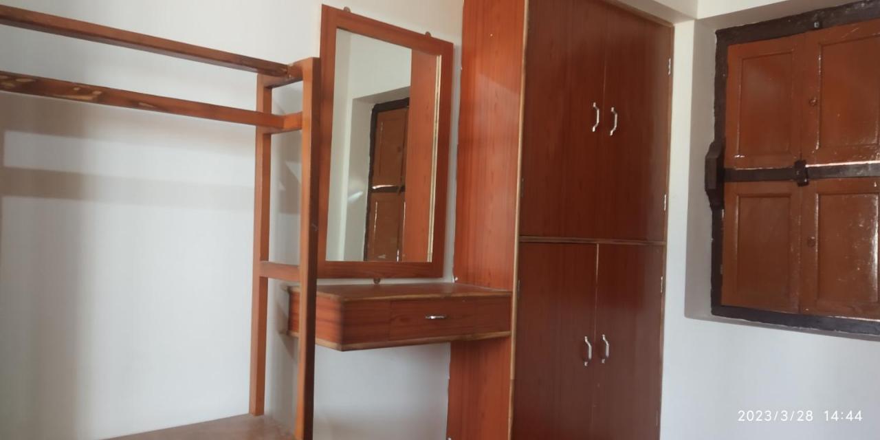 פורי Bhuban Heritage Inn מראה חיצוני תמונה